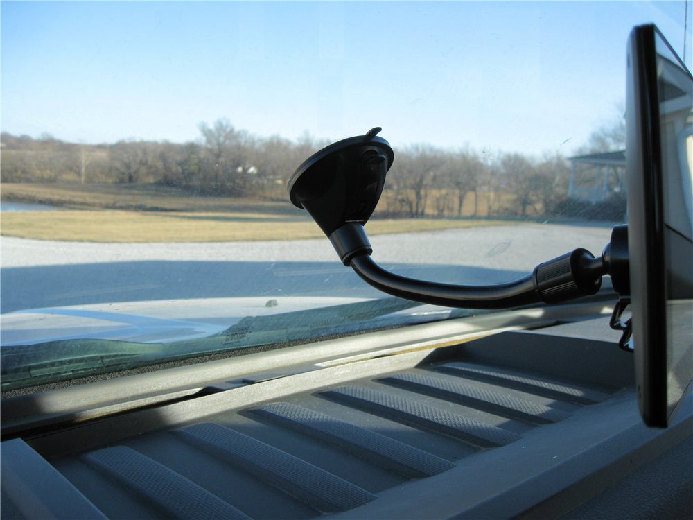 Window Mount for Garmin DriveTrack - Click Image to Close
