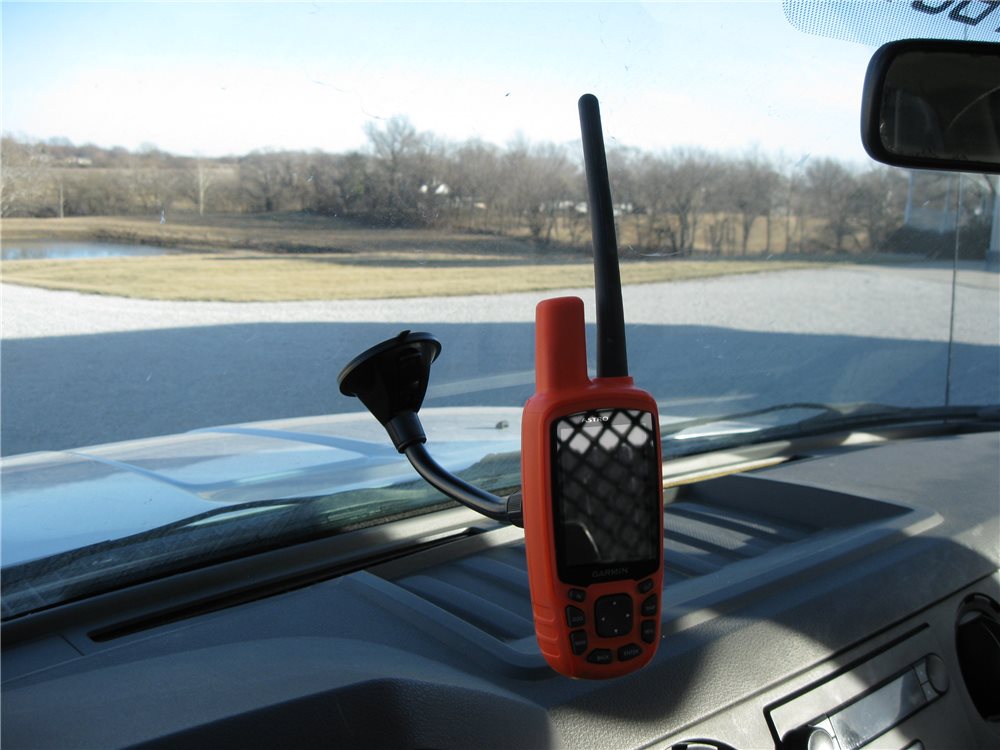 Window Mount with Klipzer connector for Garmin Handheld - Click Image to Close